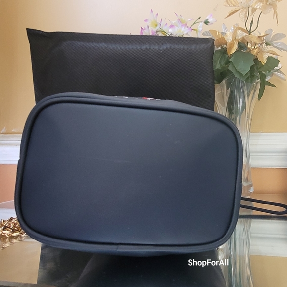 Prada - Picture 5 of 16